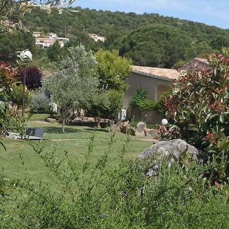 Penzion Les Jardins De Santa Giulia - Charmante Dhte